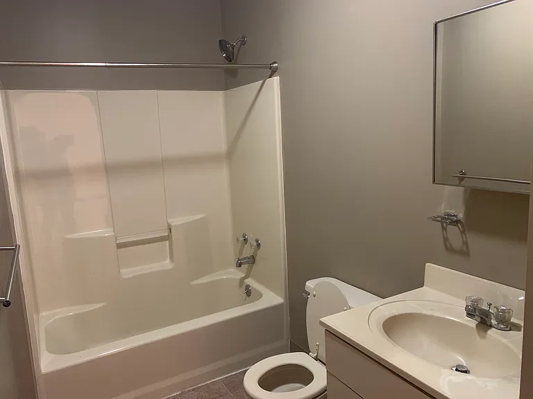 601 Broad Ave #3B — Photo 11