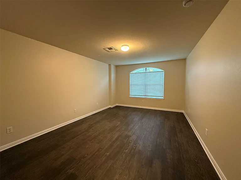 1209 Laurel Oak Trl — Photo 17