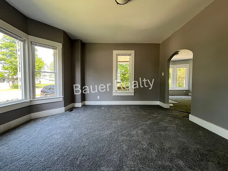 58 E Main St — Photo 11