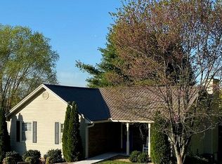 920 Pinewood Cir, Morristown, TN 37814