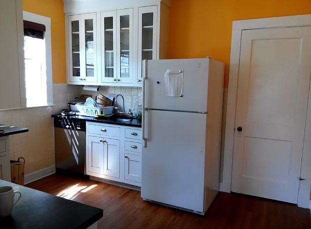 2nd image of 6 Blueberry Ln