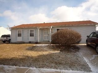 225 Kirman Ave, Romeoville, IL 60446