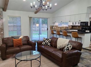 2012 E Lacey Oak Cir, Spring, TX 77380