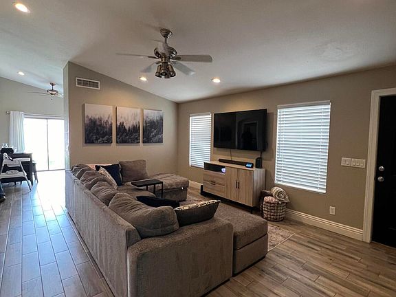 3rd image of 10958 E WIER Avenue