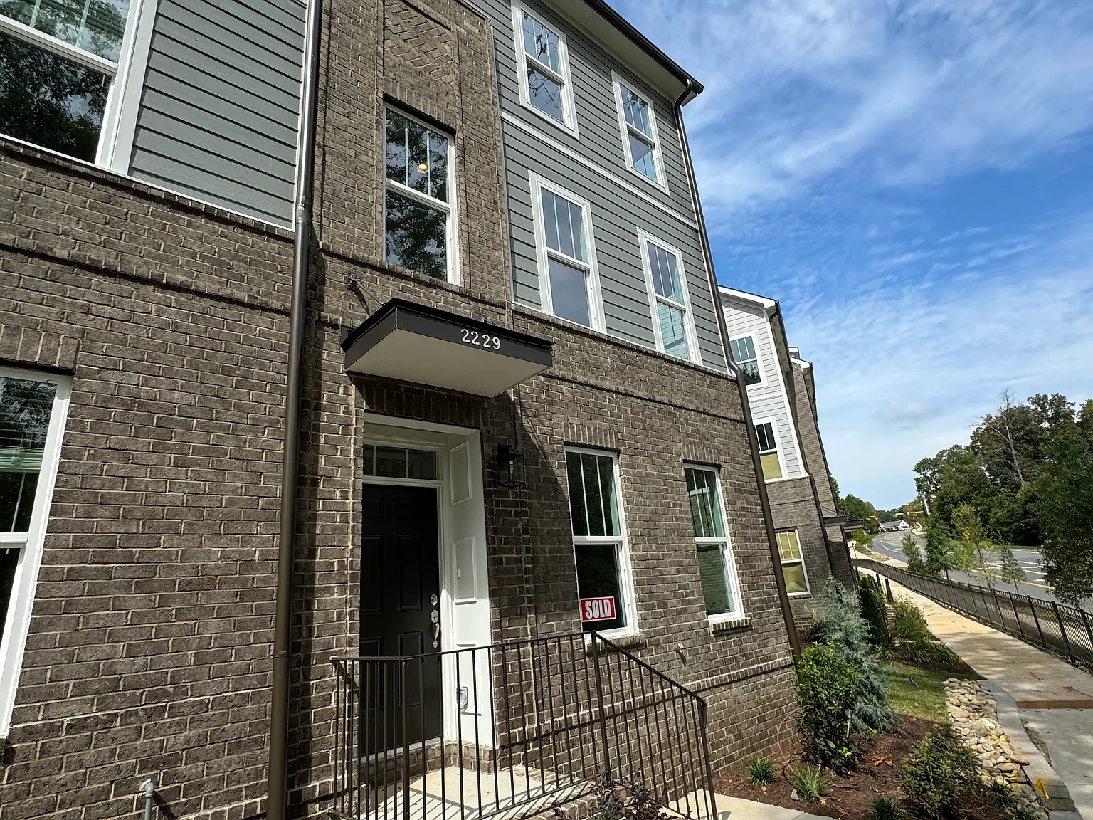 2229 Noble Townes Way — Photo 4