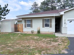 4408D E Bighorn Dr, Usaf Academy, CO 80840