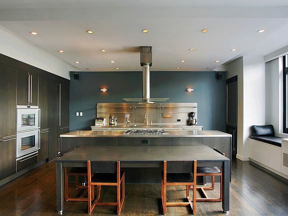 3rd image of 7 Essex St APT 5b