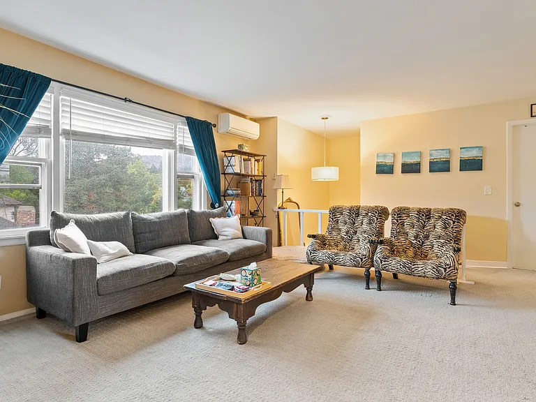 1828 Pine St #3 — Photo 4