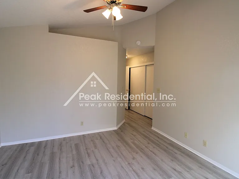 4780 Camino Royale Dr — Photo 11