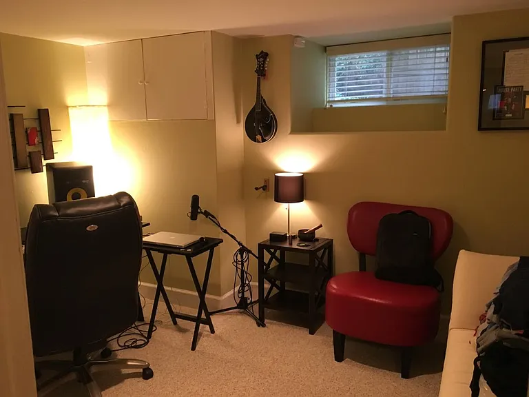 Bedroom/Office