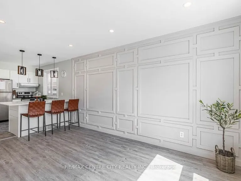 82 Emery St W — Photo 5
