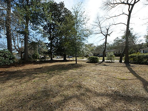 4th image of 5039 Pittman St