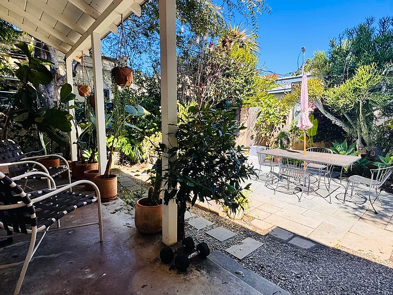 674 E Flower Ave — Photo 22