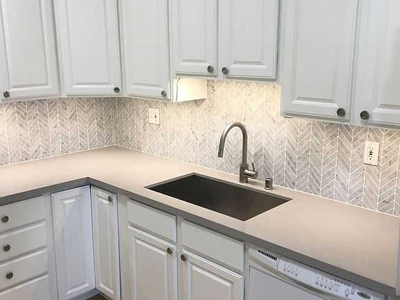 3rd image of 511 San Vicente Blvd
