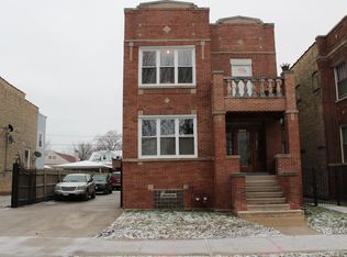 4943 W Cornelia Ave, Chicago, IL 60641