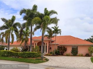 5710 Bayview Dr, Fort Lauderdale, FL 33308