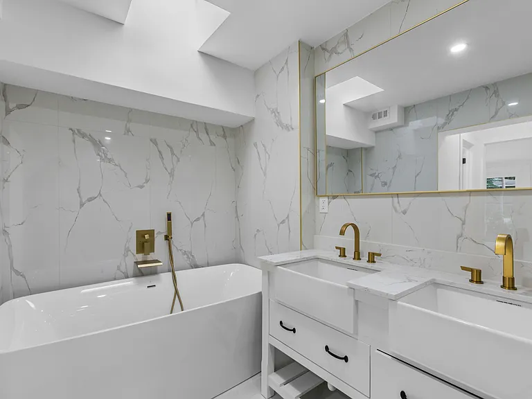 131 Toledo Way NE — Photo 19