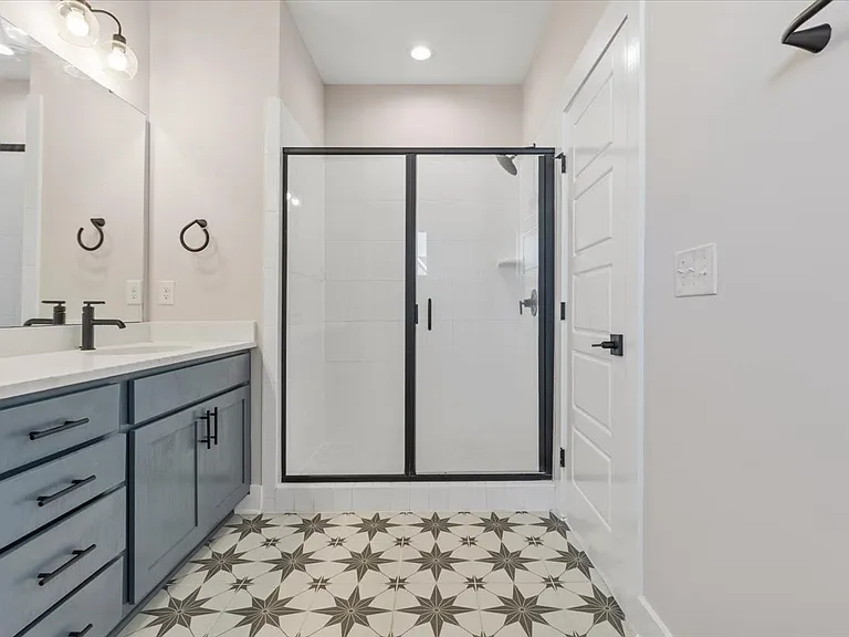 2129 Big Falls Dr — Photo 26