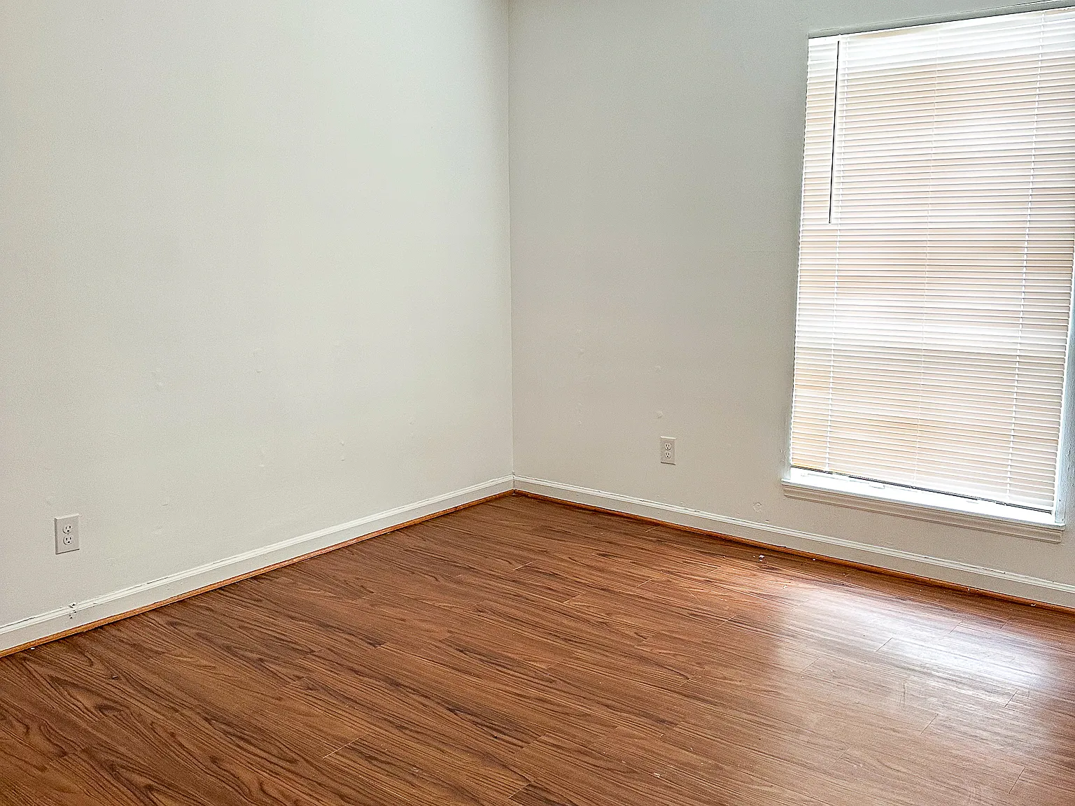 R5425 Two Moons Dr. - 1 — Photo 3