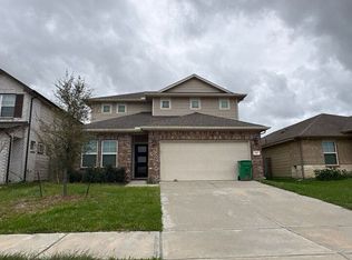 910 Modesto Dr, Rosharon, TX 77583