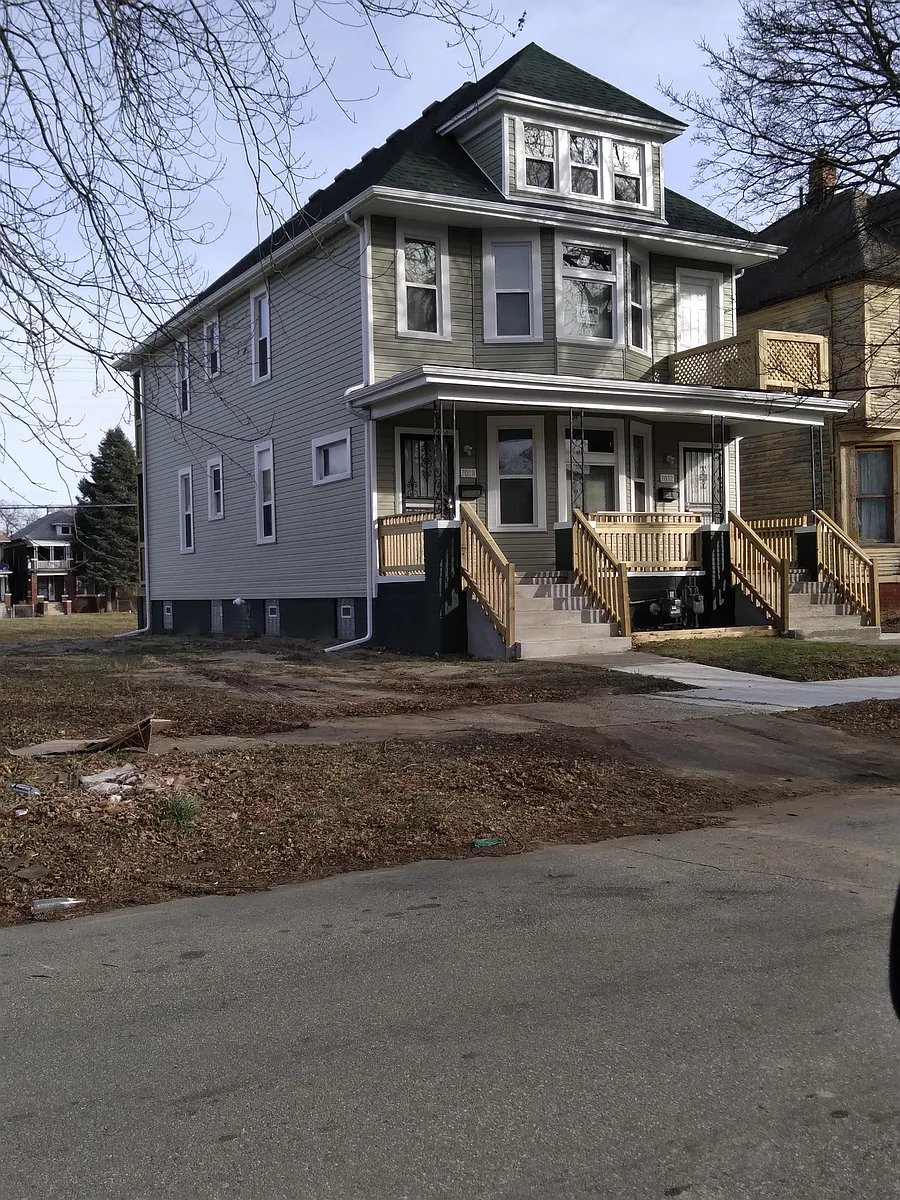 Building Photo - 3032 Hurlbut Ave #3032
