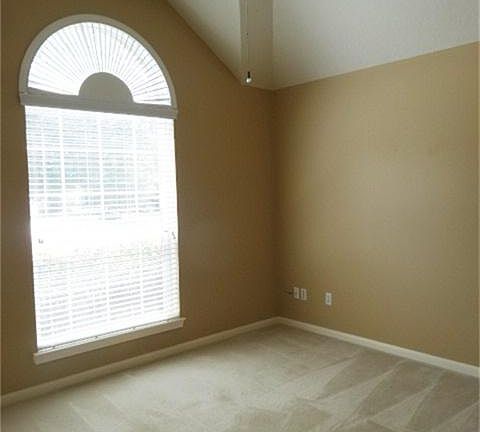3rd image of 11114 Creekline Meadow Ct