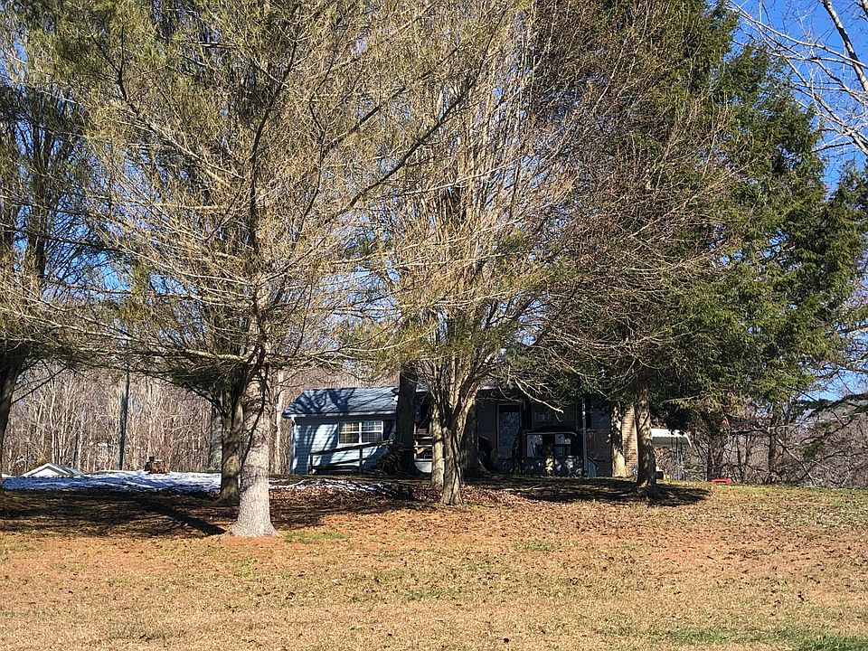 1st image of 311 Mount Paran Loop