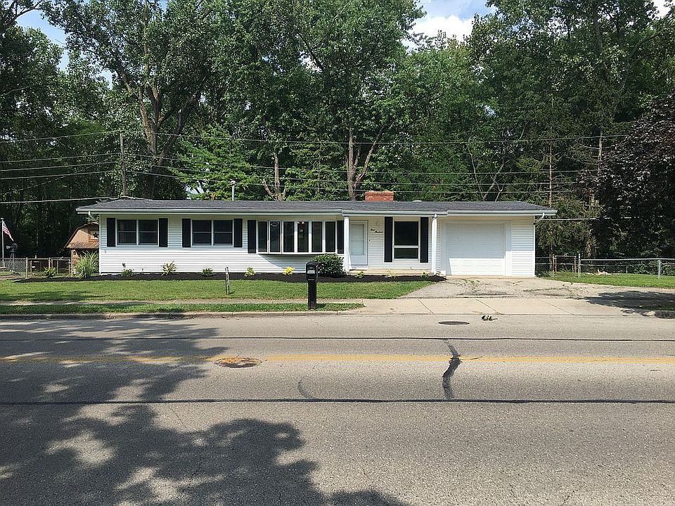 1st image of 300 N Wolf Creek St