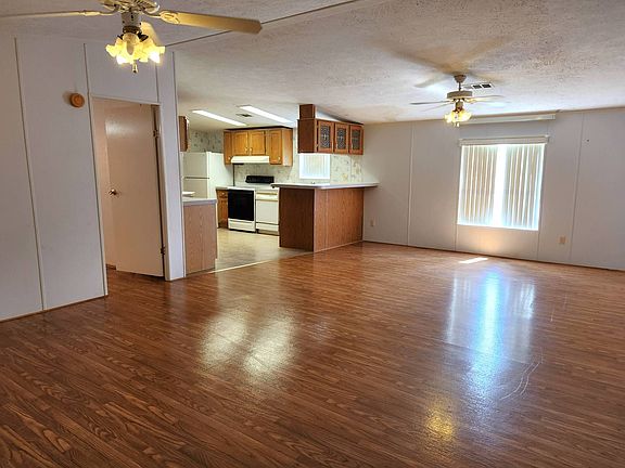 4th image of 3323 NE 14th St Lot C-9