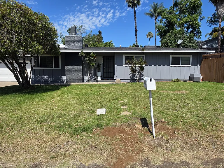 8867 Mariposa St — Photo 1