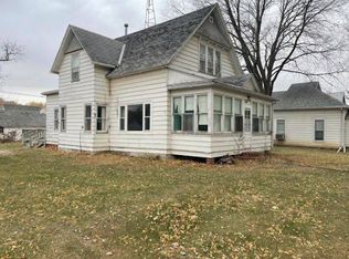 328 S 10th St, Sac City, IA 50583