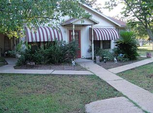 158 River Oaks Dr, Cedar Creek, TX 78612