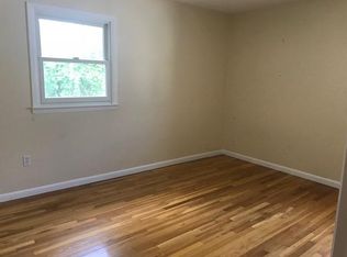 24345 72nd Ave, Flushing, NY 11362