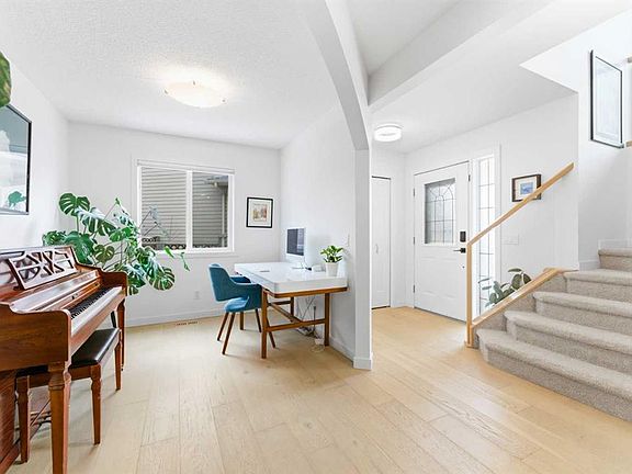 3rd image of 40 SE Tuscany Ridge Grn NW