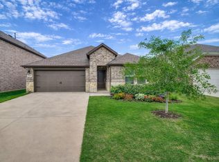 9733 Tinsley St, Aubrey, TX 76227