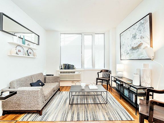 2nd image of 1247 Atlantic Ave Penthouse 904