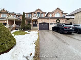 273 Conover Ave, Aurora, ON L4G 7X2