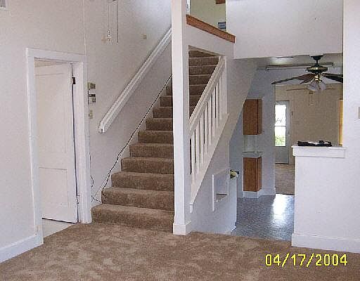 5th image of 919 CLOWER ST