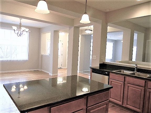 3rd image of 4515 Rainbow Ct
