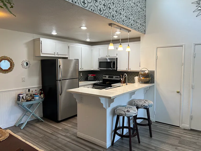 25035 Peachland Ave #276 — Photo 6