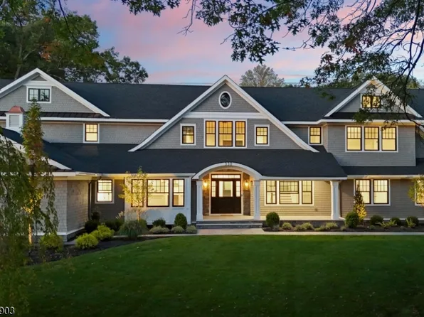 330 HARTSHORN DRIVE, Millburn Twp., NJ 07078