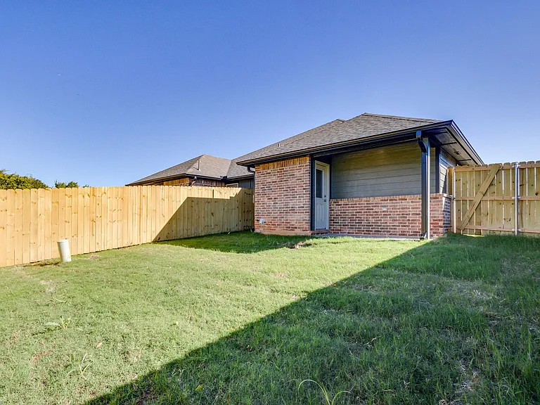 11505 Mackenzie Way — Photo 53