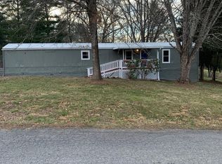 15 Timbers Edge Ln, Fairview, NC 28730