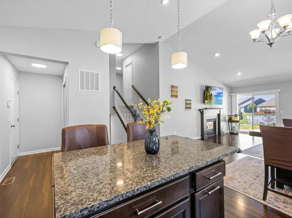 13772 Apollo Way, Rosemount, MN 55068