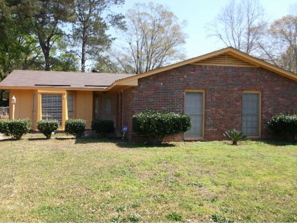 1st image of 510 Fieldbrook Dr