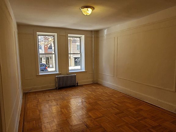 3rd image of 41-25 44th St APT A5