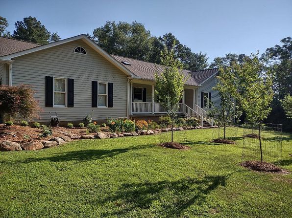 125 Christie Ln