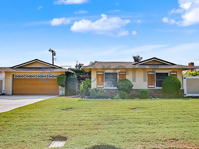 613 Converse Ave — Photo 1
