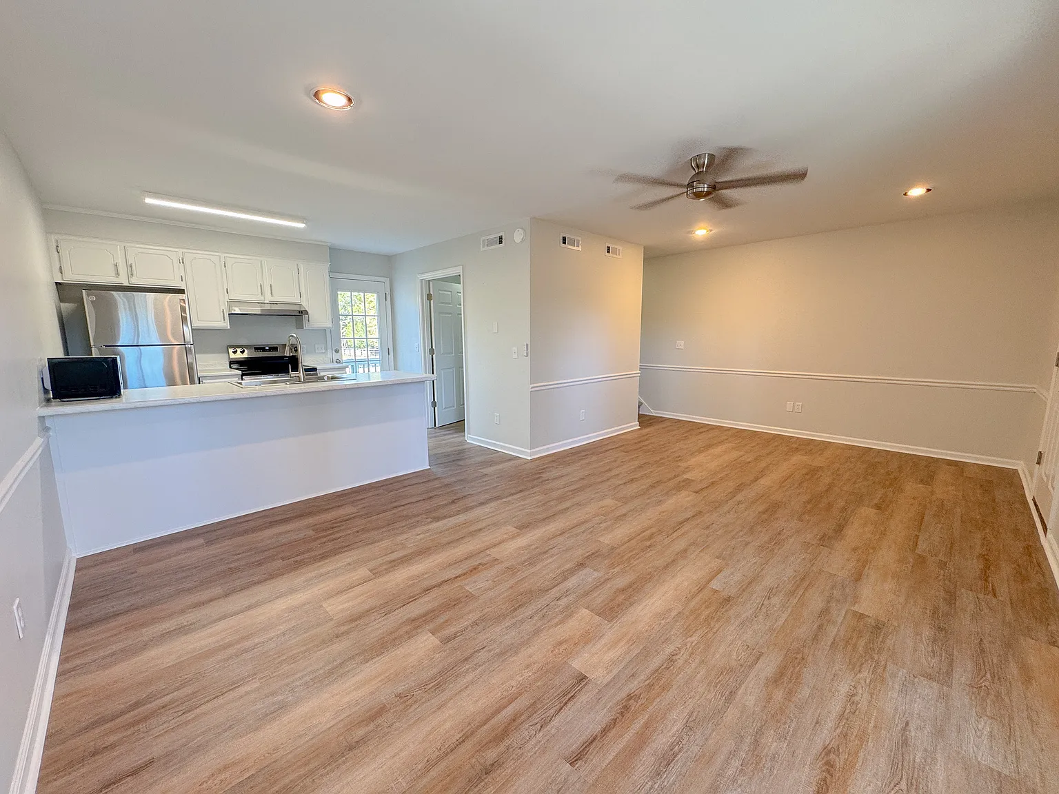 249 Highpoint Rd - A — Photo 4
