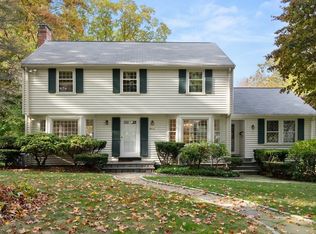 11 Nantucket Rd #11, Wellesley Hills, MA 02481